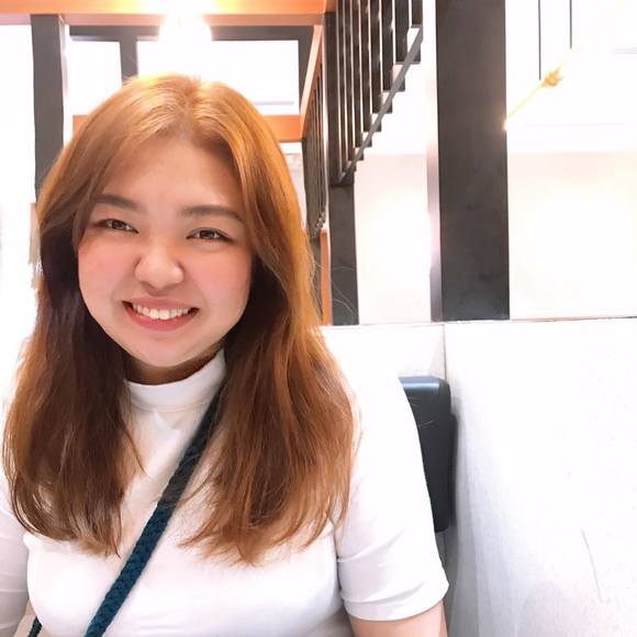 Profile Picture of Angelica Canlas (@canlas15) on Poshmark