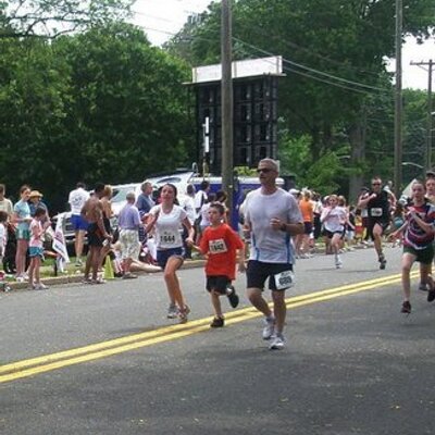 Profile Picture of James DalCanton (@jadalcanton) on Twitter