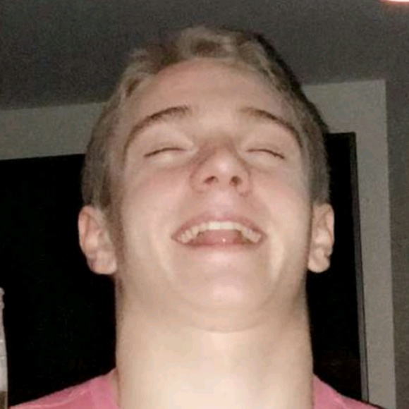 Profile Picture of Luke Finnegan (@lukefinnegan123) on Poshmark