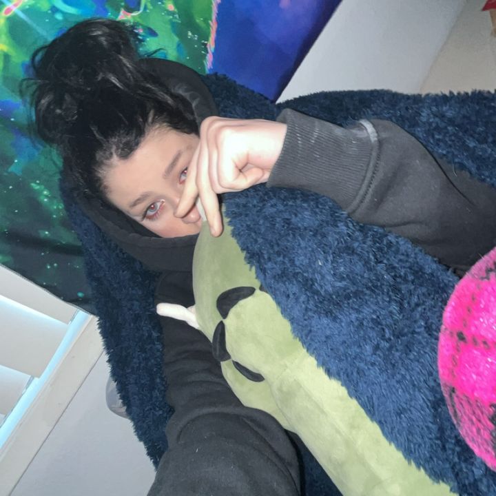 Profile Picture of Lily (@lily_downs_1074) on Tiktok
