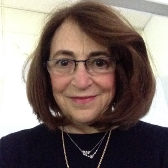 Profile Picture of Barbara Michelson (@bmichelson) on Poshmark
