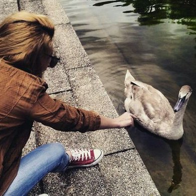 Profile Picture of Lorraine Marshall (@theparentguide2) on Twitter