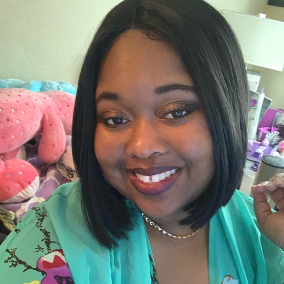 Profile Picture of Jasmine Theriot (@queenj9090) on Poshmark