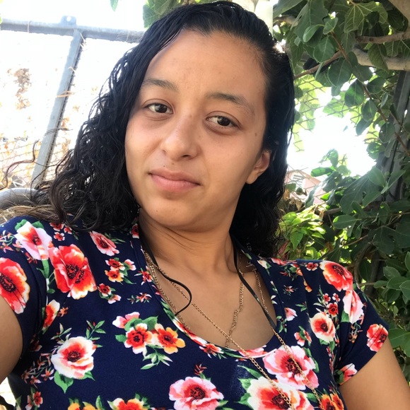 Profile Picture of Cindy Portillo (@cindyp89) on Poshmark