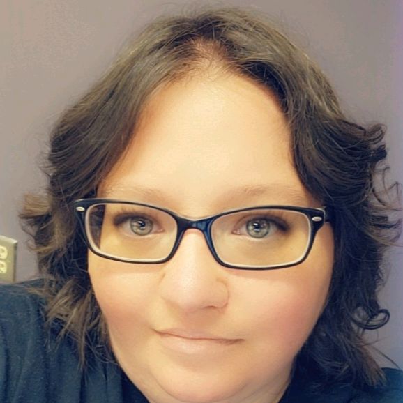 Profile Picture of Laura McConkey (@lauramcconkey) on Tiktok