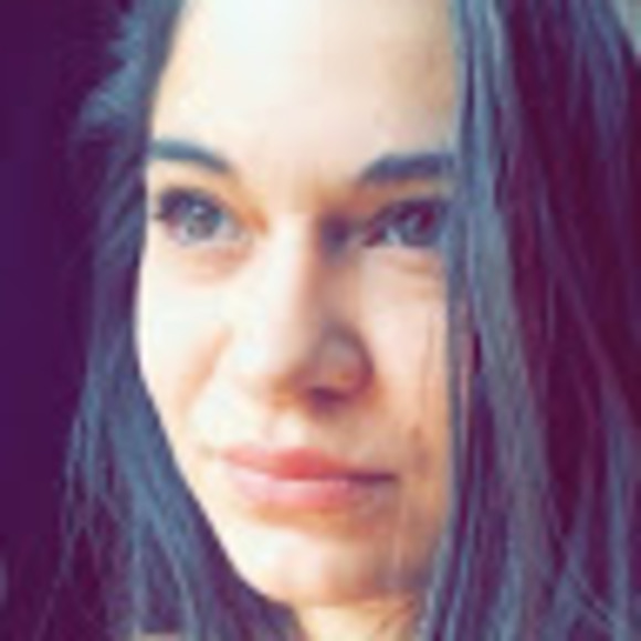 Profile Picture of Brianna Horta (@hortabrianna03) on Poshmark