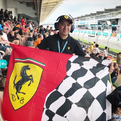 Profile Picture of OFFICIALEugeneEdberg (@EugeneEdberg) on Twitter