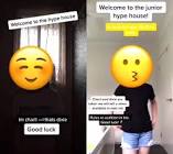 Profile Picture of   🙂Hype House🙃... (@junior...hypehosue) on Tiktok