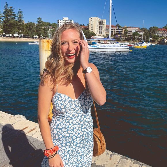 Christina Saxvik - Poshmark Profile Picture of Christina Saxvik (@csaxers) on Poshmark