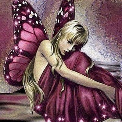 Profile Picture of Julia Avendaño (@petitjulia67) on Twitter