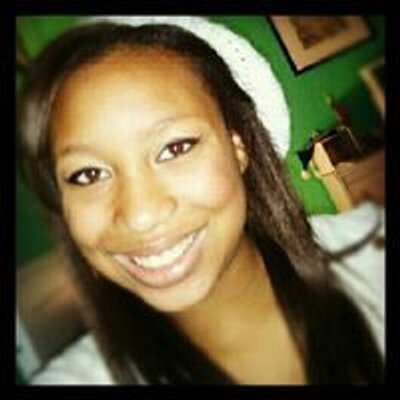 Profile Picture of Allen Shur (@zrtcxvRosalind) on Twitter