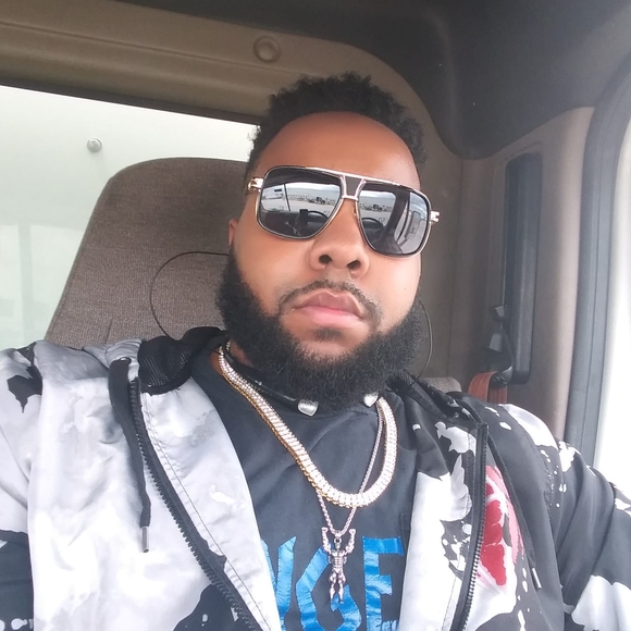 Profile Picture of Jalil Whitesides (@bigbaby56) on Poshmark