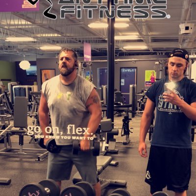 Profile Picture of Kevin Hooley (@kevin_hooley12) on Twitter