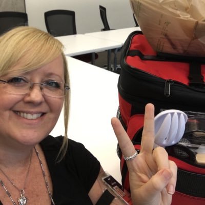 Profile Picture of Monica Converse (@monica_converse) on Twitter