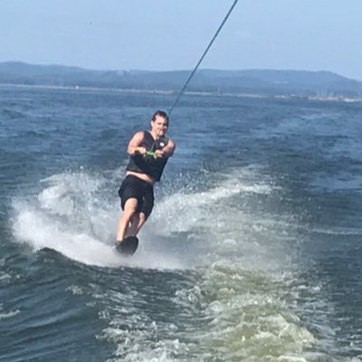 Profile Picture of Mark Hurter (@magicmarkh) on Twitter