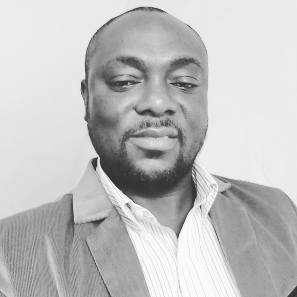 Profile Picture of Jeffrey Osborn (@jeffreyosborn) on Poshmark