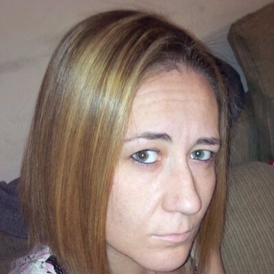 Profile Picture of Vicky Lovell (@vic250680) on Twitter