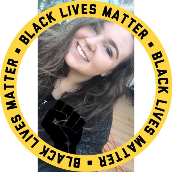 Profile Picture of Carly-mckenna Dorsey (@carlymrd) on Poshmark