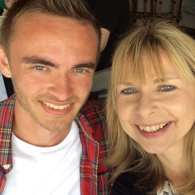 Profile Picture of Stella Richards (@StellaR99048070) on Twitter