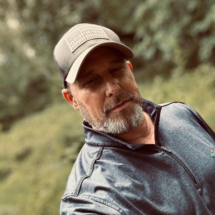 Profile Picture of Jeremy (@revelationsixeight) on Tiktok