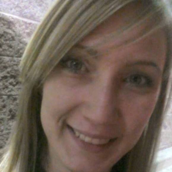 Profile Picture of Amanda Maresh (@aam24) on Poshmark