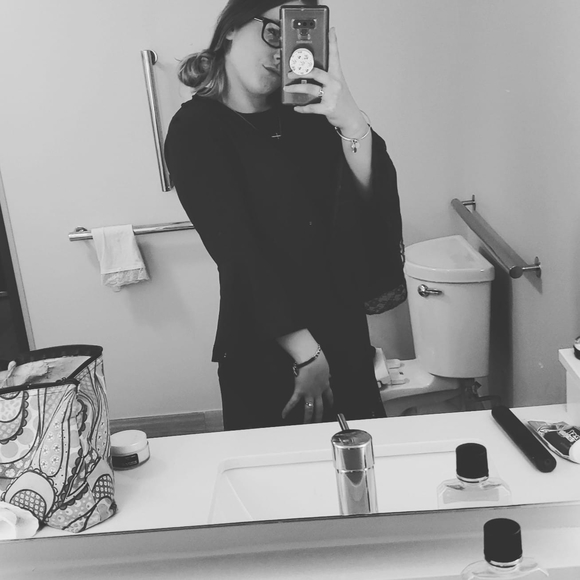 Profile Picture of Haley Michael (@haleymichael12) on Poshmark
