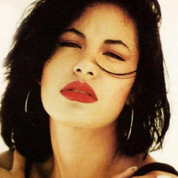 Profile Picture of Karla Arcuni (@karla_did_it) on Poshmark