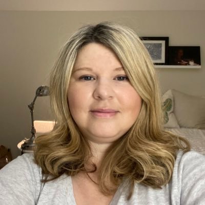 Profile Picture of Amanda Honeycutt Boozer (@ahboozer) on Twitter