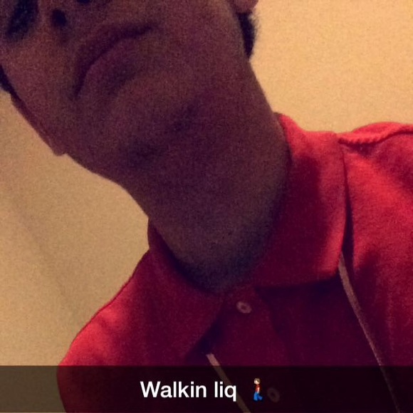 Profile Picture of Alex Brooker (@abrooker123) on Poshmark