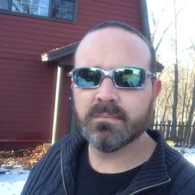 Profile Picture of Dan Schreiber (@hossy555) on Twitter