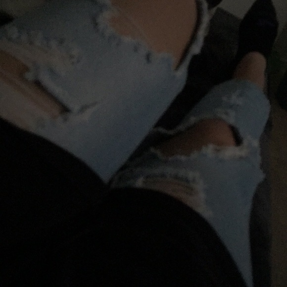 Profile Picture of Anouska Garber (@anouska_garber) on Poshmark