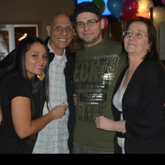 Profile Picture of Sharon Piccoli (@shar032154) on Poshmark