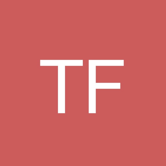 Profile Picture of Thomas Fox (@tomfox07) on Poshmark