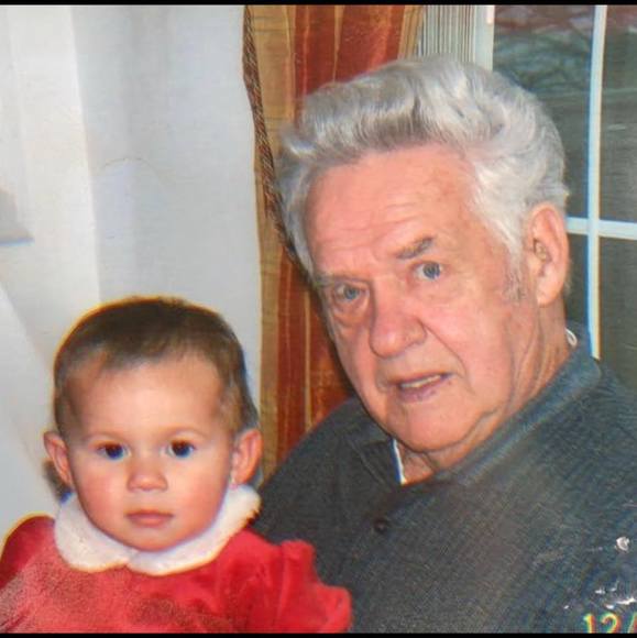 Profile Picture of Alexa Jordan (@alexajordan6605) on Poshmark