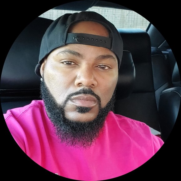 Profile Picture of Kenneth Peters (@1977kenn) on Poshmark