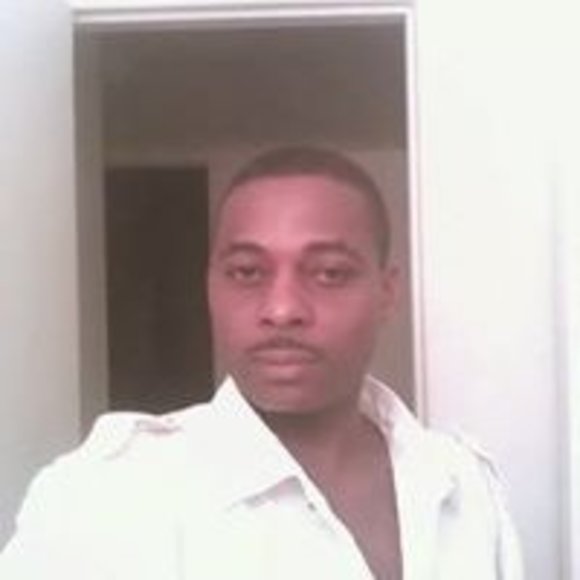 Profile Picture of Joe Brown (@highsociety1654) on Poshmark