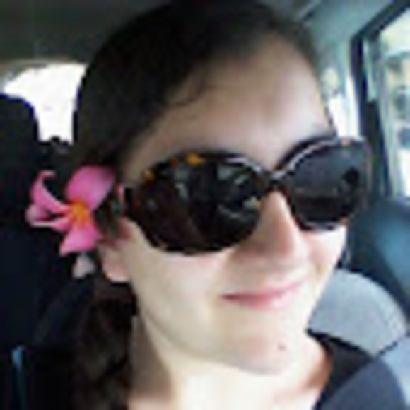 Profile Picture of Markelle Robelo (@greengecko24) on Poshmark