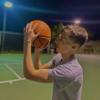 Profile Picture of Joe Casarez (@joecasarez3) on Twitter