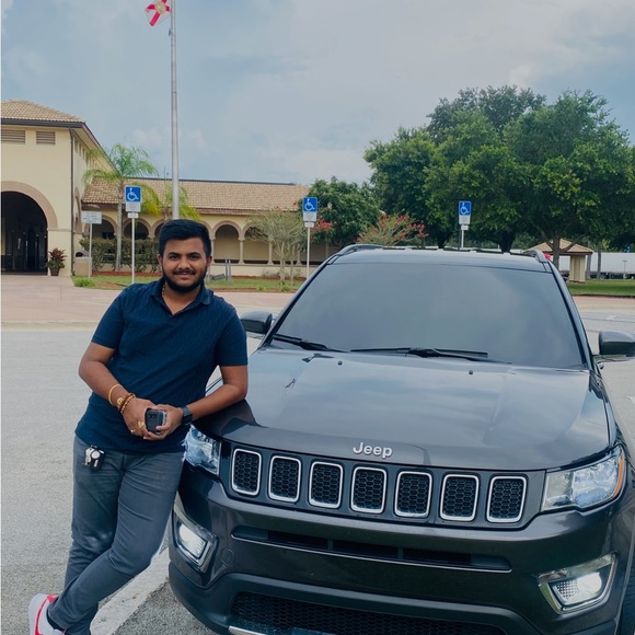 Profile Picture of Arjav Trivedi (@arjavtrivedi912) on Poshmark