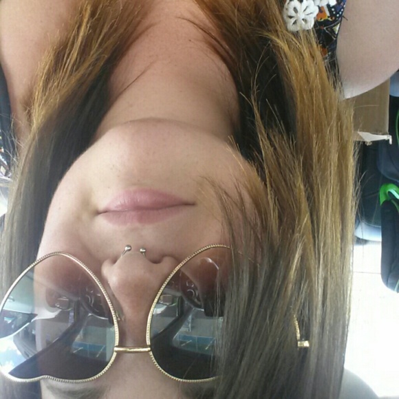 Profile Picture of Kim Mccurry (@kimcurry95) on Poshmark