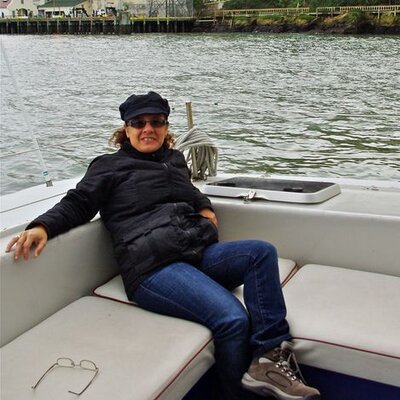 Profile Picture of Carina  Gonzalez (@carigo68) on Twitter