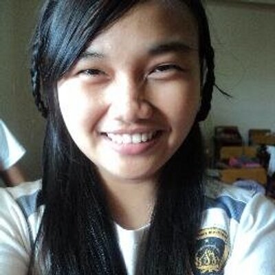 Profile Picture of Christine Joice (@SeaJayTheeBee) on Twitter