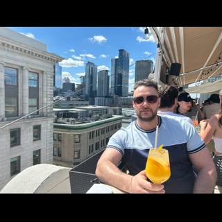 Profile Picture of Jonathan Larocque (@jolarocquee) on Instagram