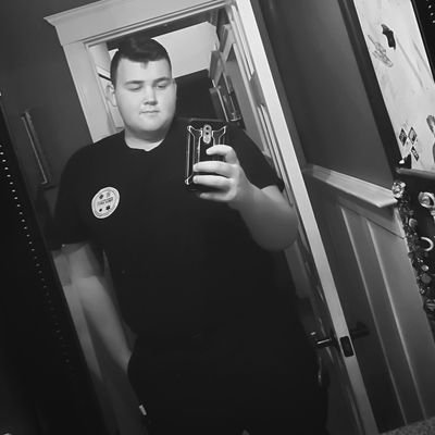 Profile Picture of Joe Strasser (@27joestrasser27) on Twitter