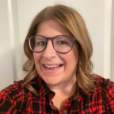 Profile Picture of Tiffany Kasper, LCSW (@socialworktiff) on Twitter