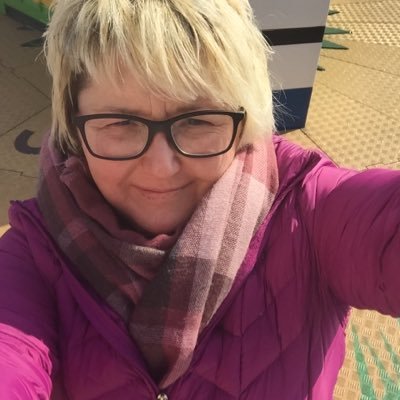 Profile Picture of LYNNE M BRADSHAW (@LYNNEMBRA) on Twitter