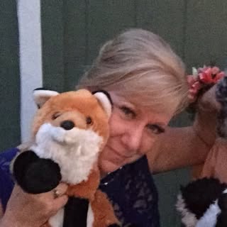 Profile Picture of Charlene Schaefer (@charleneschaefer) on Instagram