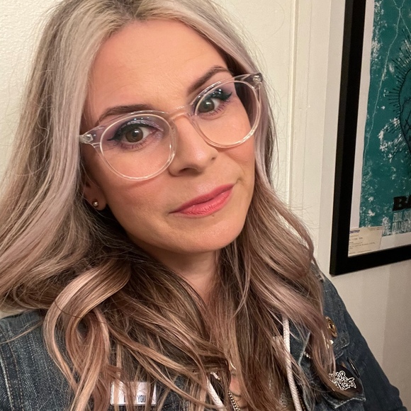 Profile Picture of Kara Rienzo (@karaxvx) on Poshmark