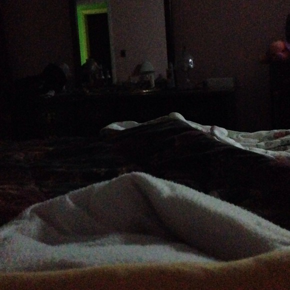 Profile Picture of Dawn Bender (@dawnee) on Poshmark