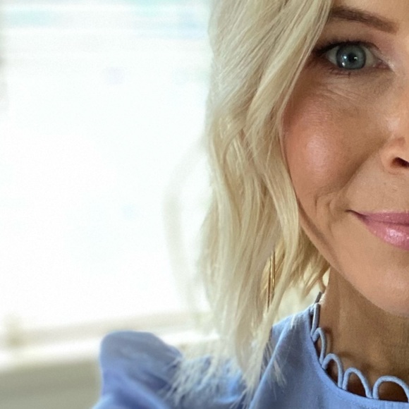 Profile Picture of Pip Spiro (@philippafred) on Poshmark